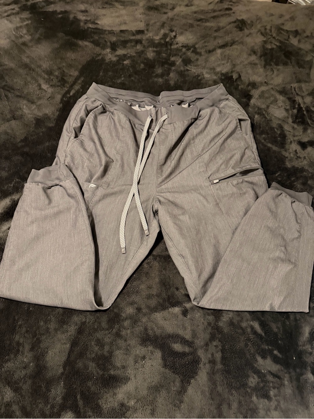 Fabletics Women's Light Gray Jogger Scrub Pants